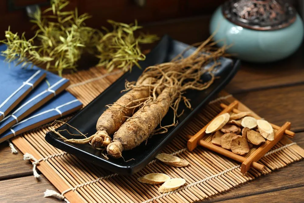 Ginseng siberian: beneficii, proprietati, utilizari