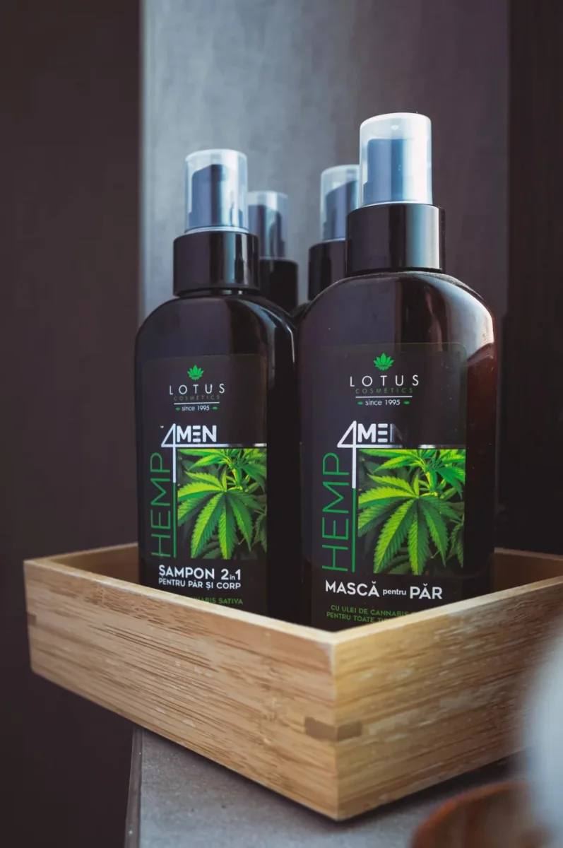 Sampon 2in1 par si corp cu extract de ulei de canabis sativa Hemp 4 Men, 150ml, Lotus Cosmetics