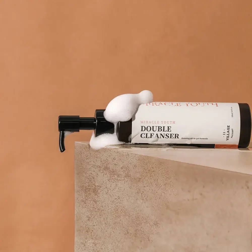 Spuma de curatare hidratanta Miracle Youth, 150ml, Village 11 Factory
