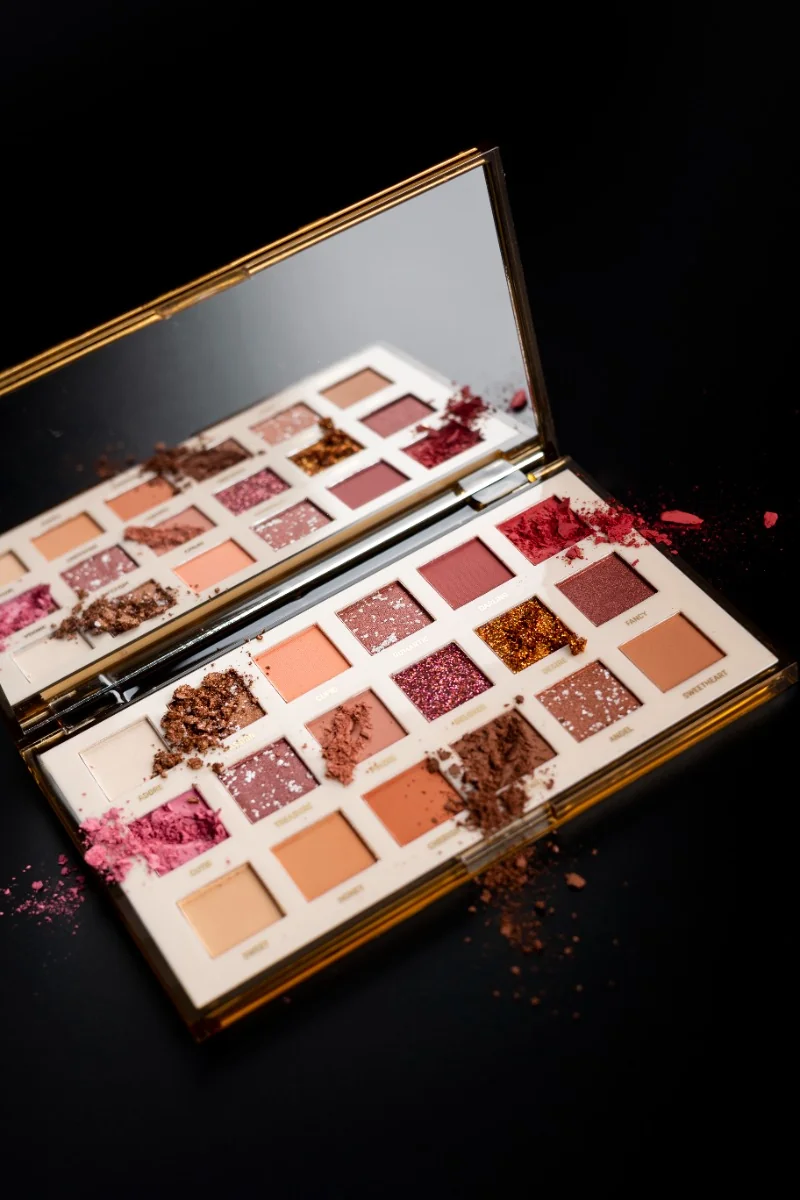 Paleta de farduri pentru pleoape Very Nude cu 18 culori 24139, 18g, Magic Studio