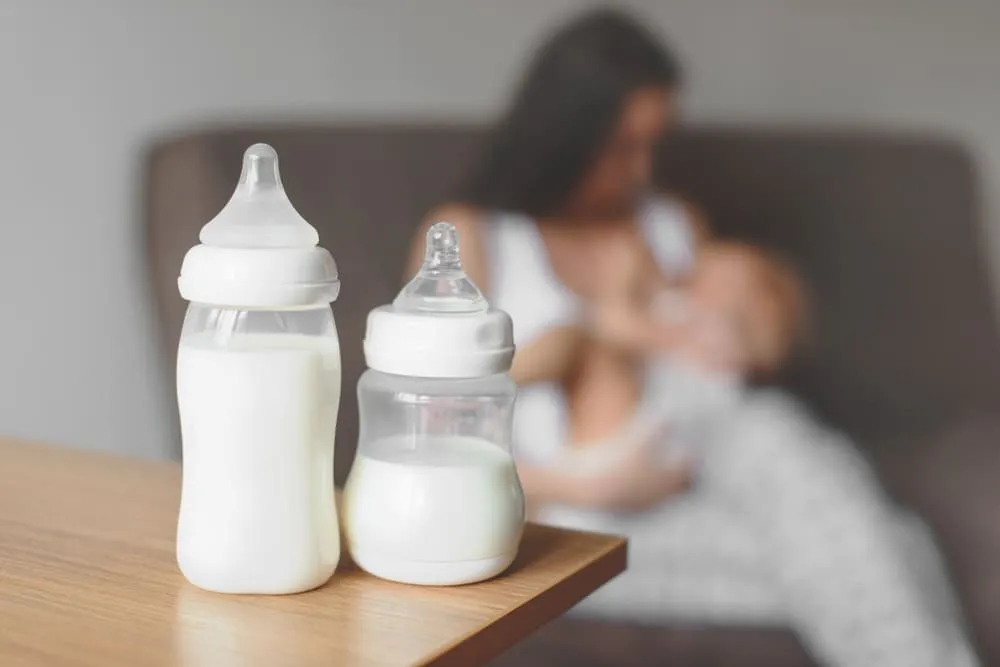 Beneficiile laptelui matern