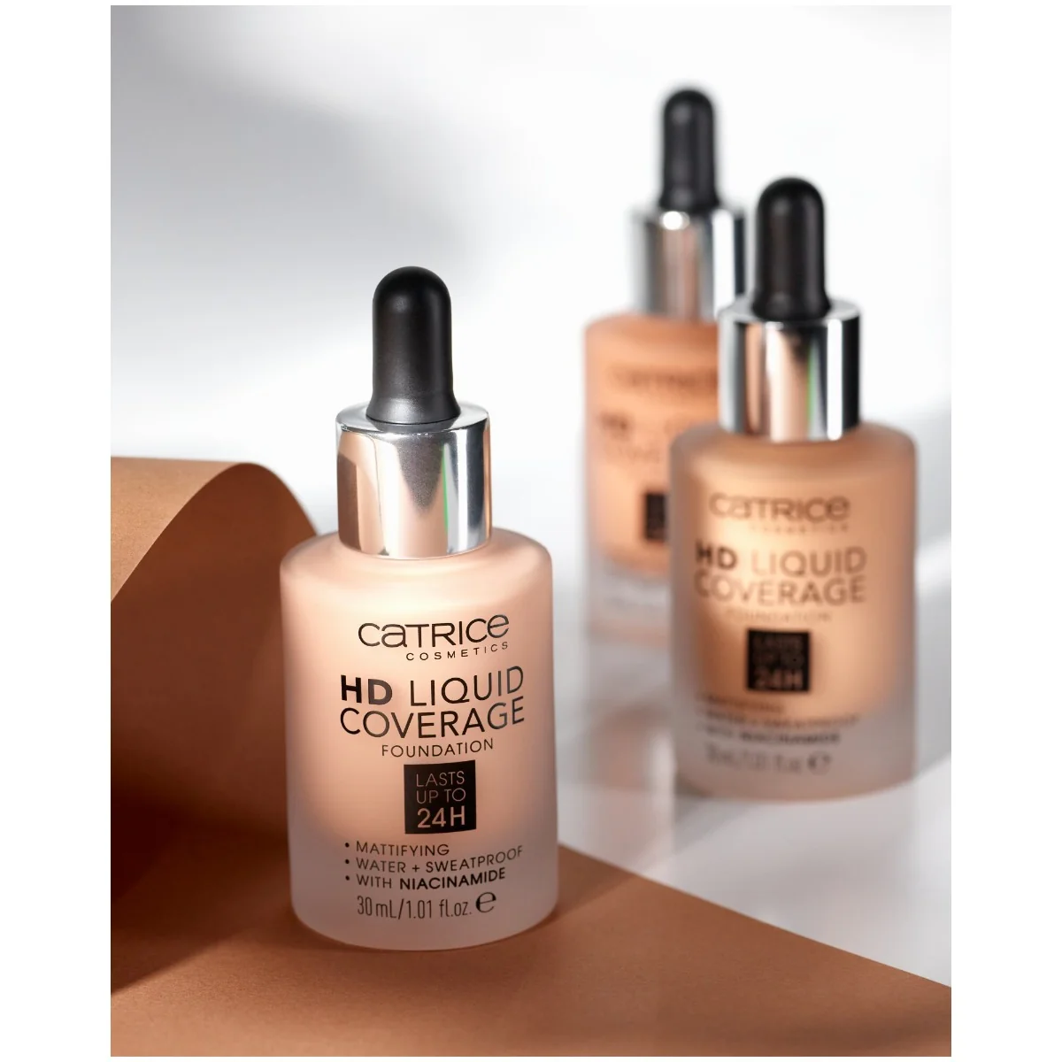 Fond de ten HD Liquid Coverage Foundation 020 - Rose Beige, 30ml, Catrice 