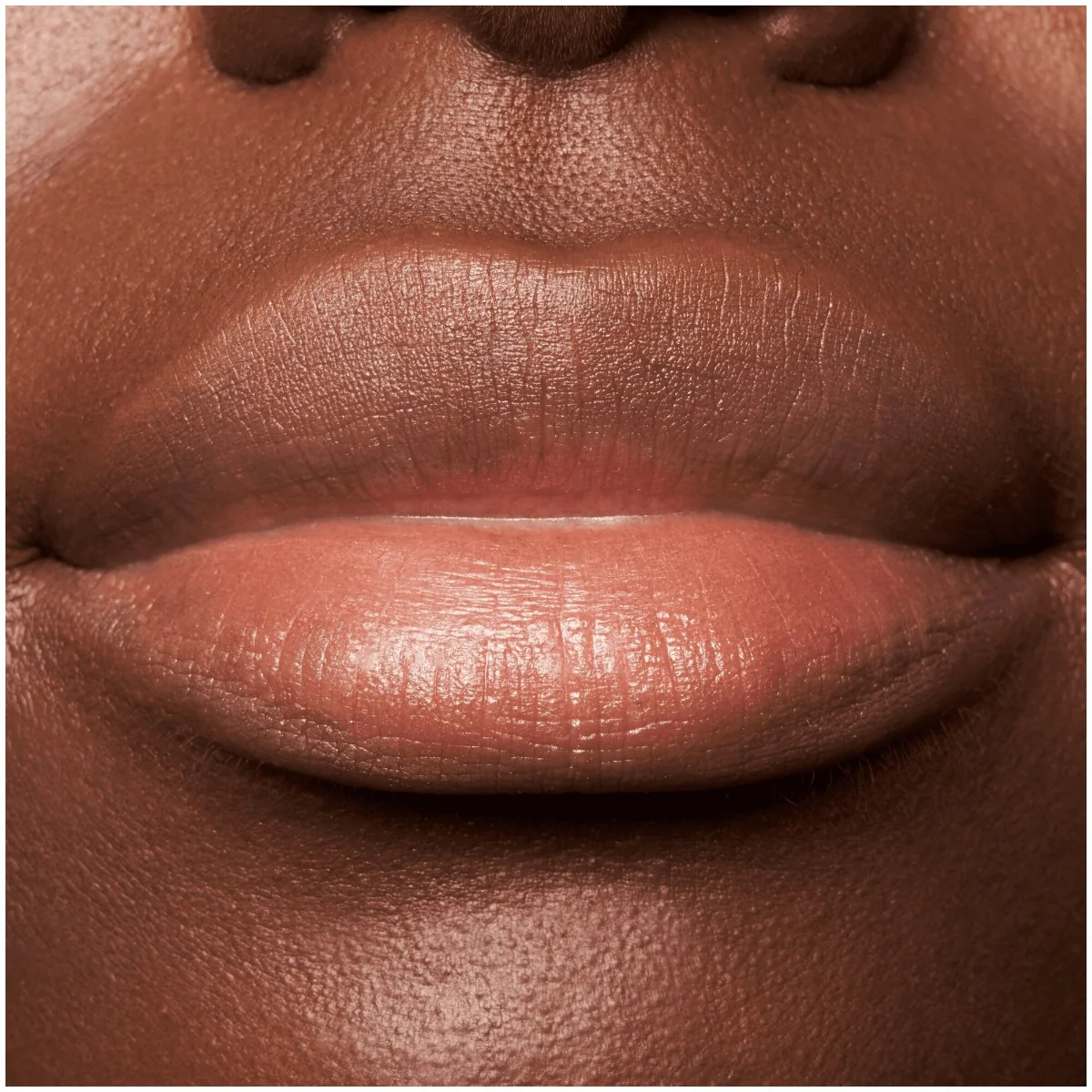 Creion pentru buze Soft & Precise Lip Pencil 302 - Heavenly, 0.78g, Essence