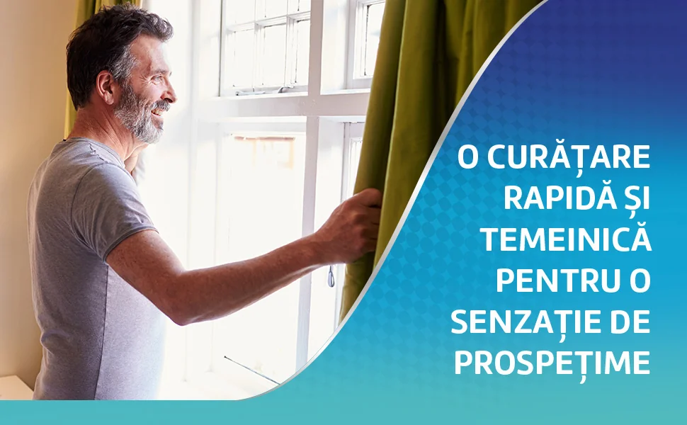 barbat care trage draperiile zambind cu text O curatare rapida si temeinica pentru o senzatie de prospetime barbat care trage draperiile zambind cu text O curatare rapida si temeinica pentru o senzatie de prospetime