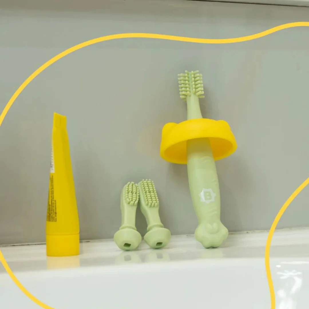 Periuta de dinti din silicon pentru bebelusi, 1 bucata, Badabulle