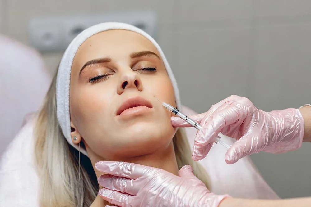 Toxina botulinica: ce este si cum functioneaza?