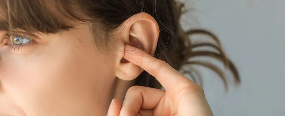 Mancarimi in urechi (prurit auricular): de ce apar, indicatii, contraindicatii