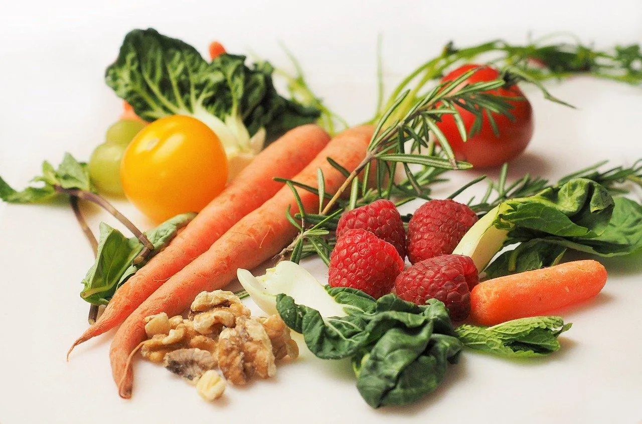 Fructe si legume de primavara - componente si indicatii terapeutice