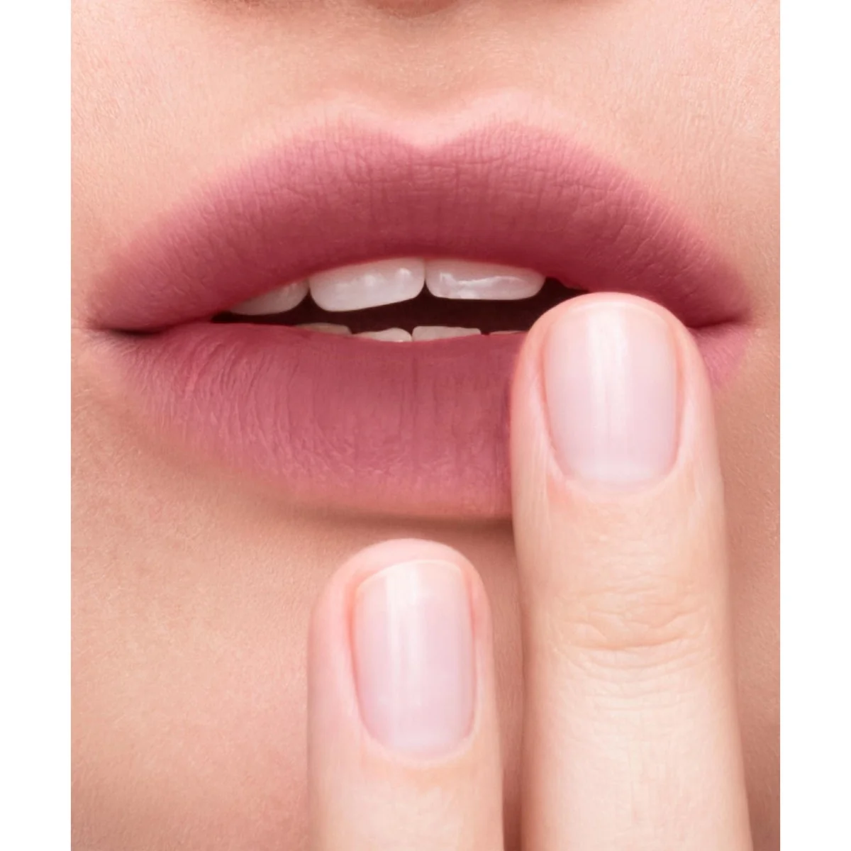 Ruj lichid Cloud Creme Nr. 05 Flirty Rose, 3.1ml, Bourjois