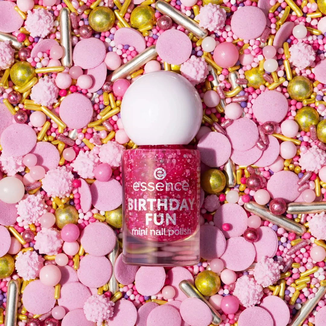 Lac pentru unghii mini Birthday Fun 05, 5ml, Essence