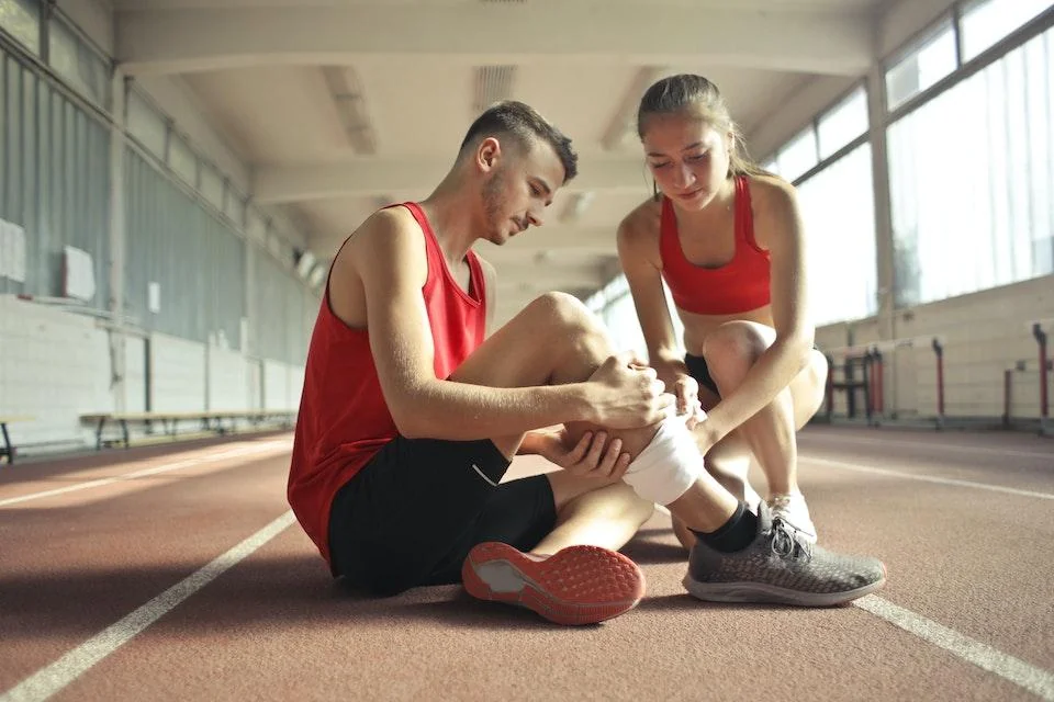 Durerea de gambe: de ce apare si optiuni de tratament?