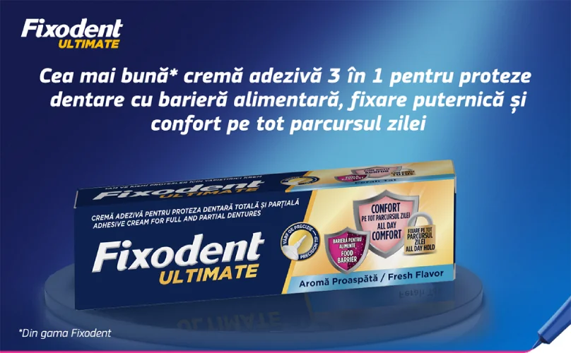 Cutie Fixodent Ultimate pe fundal albastru cu text promo despre crema adeziva 3 in 1 Cutie Fixodent Ultimate pe fundal albastru cu text promo despre crema adeziva 3 in 1