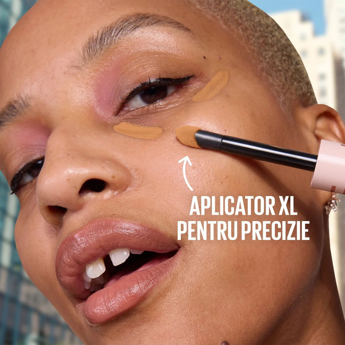 Corector cu efect de serum Lifter Concealer Nr. 15, 11ml, Maybelline