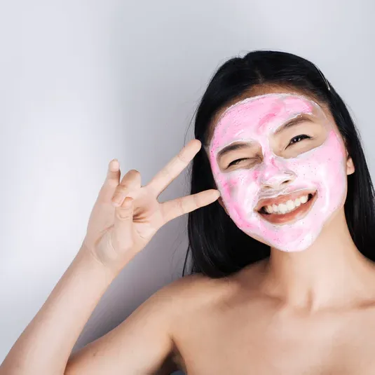 Masca pentru stralucirea tenului cu argila roz Glow Mask, 75ml, Biovene 