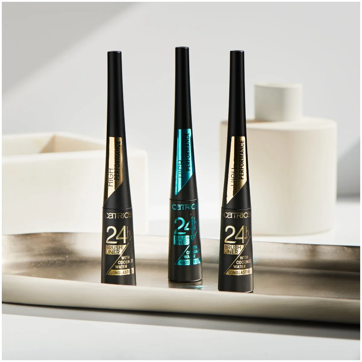 Tus pentru ochi 24h Brush Liner 010 - Ultra Black, 3ml, Catrice