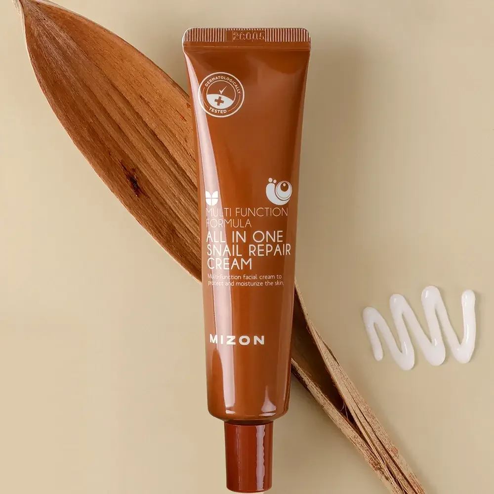 Crema de fata reparatoare cu extract de melc All In One, 35ml, Mizon