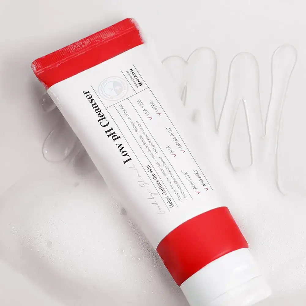 Spuma de curatare cu pH scazut pentru ten acneic Good Bye Blemish, 100ml, Mizon 