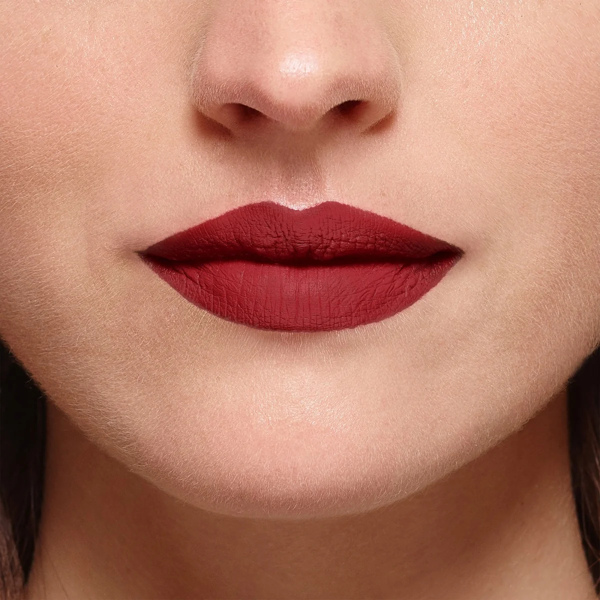Ruj mat Color Riche Intense Volume Matte 480 Le Plum Dominant, 1.8g, L'Oreal Paris