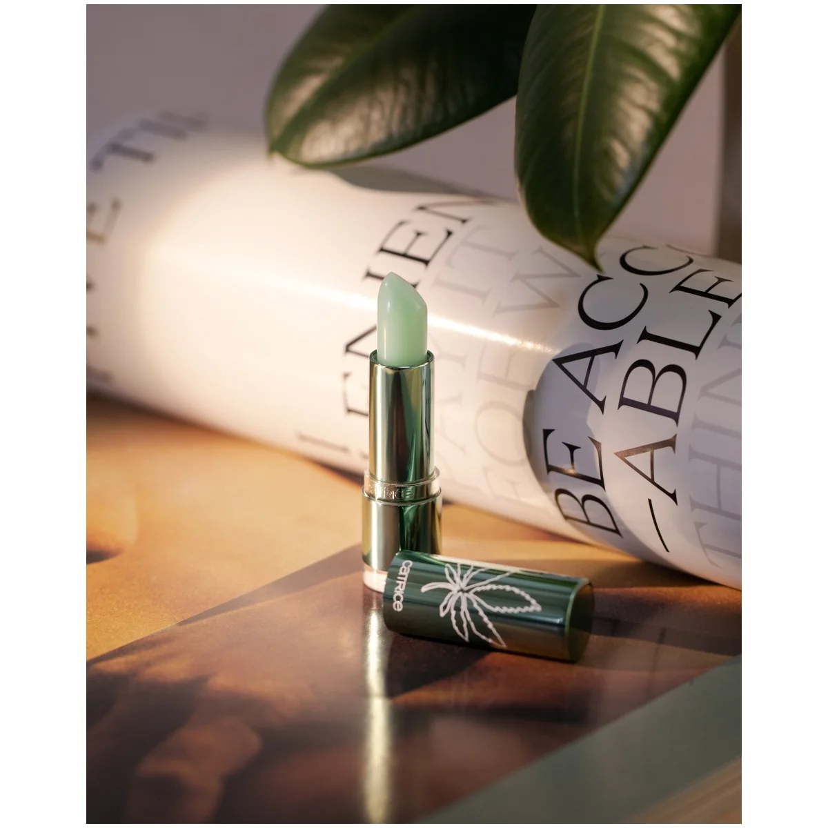 Balsam pentru buze Hemp & Mint Glow 010 - High On Life, 4.2g, Catrice