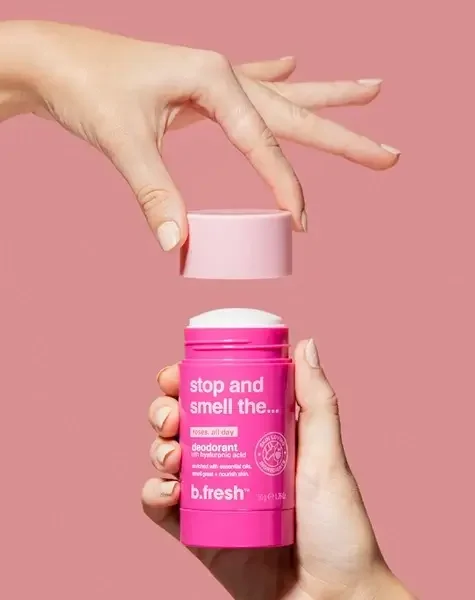 Deodorant cu trandafir Stop and smell the roses all day, 50g, B.fresh