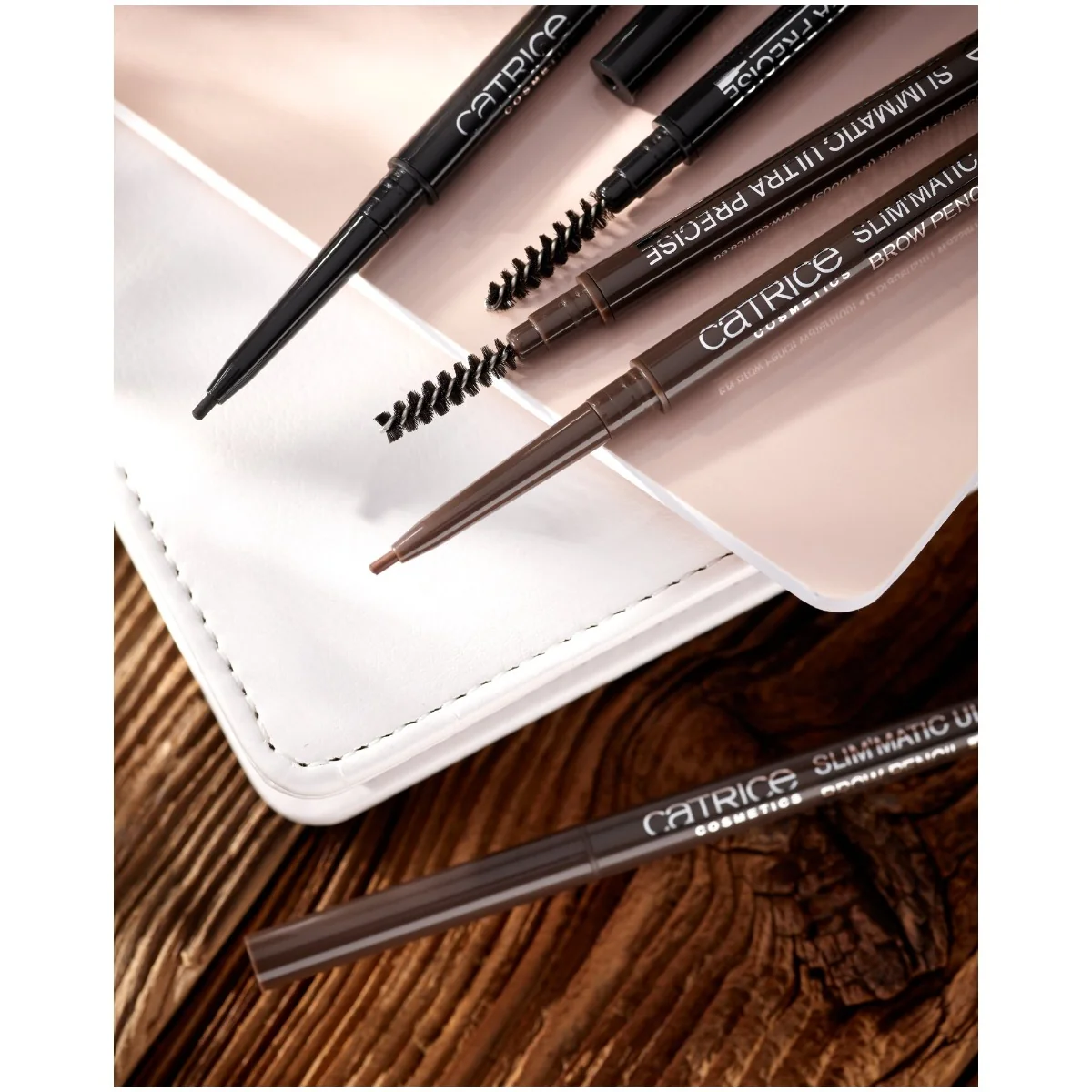 Creion de sprancene rezistent la apa Slim'Matic Ultra Precise Waterproof 040 - Cool Brown, 0.05g, Catrice