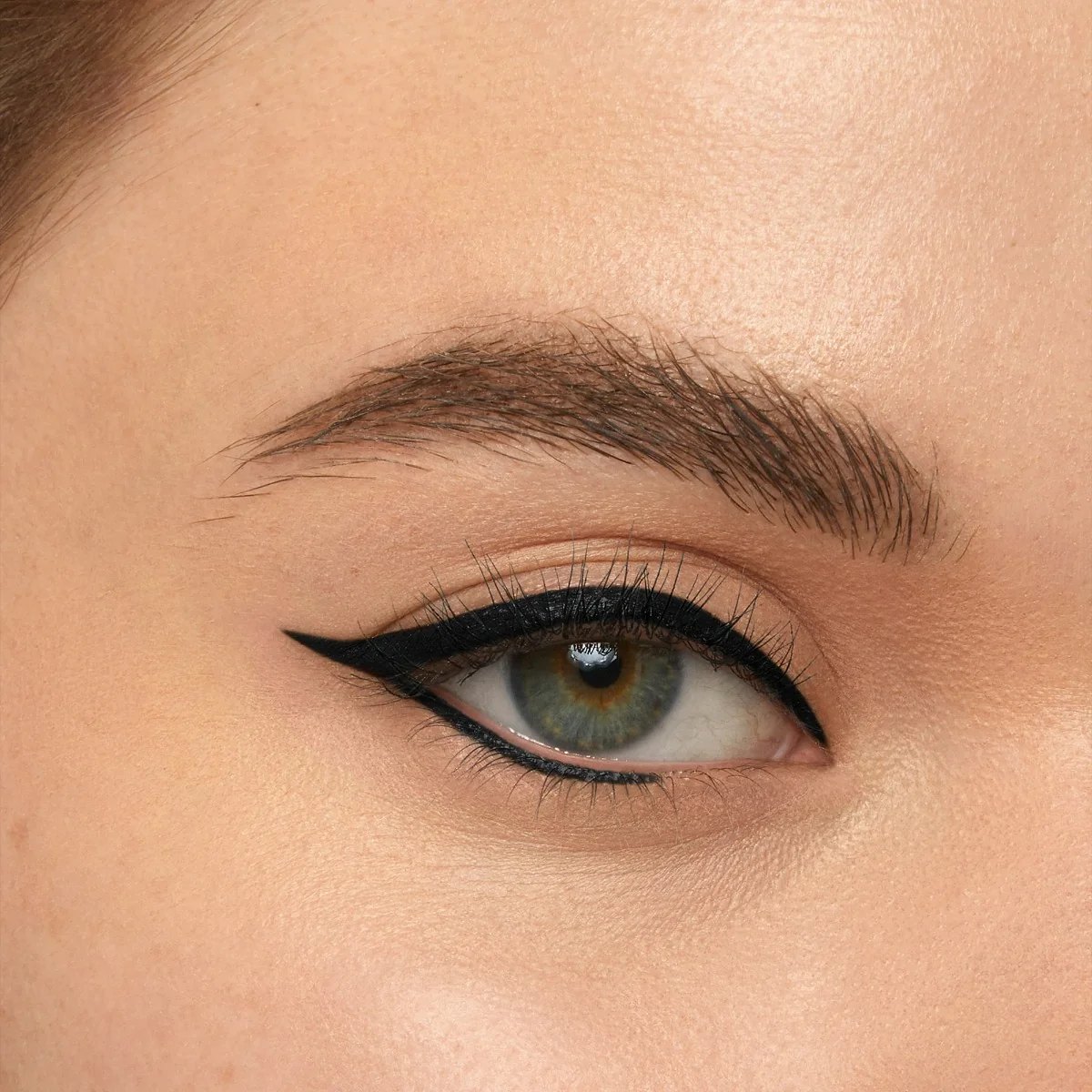 Creion Mecanic pentru ochi Black Out Drama Lasting Drama, 1 bucata, Maybelline