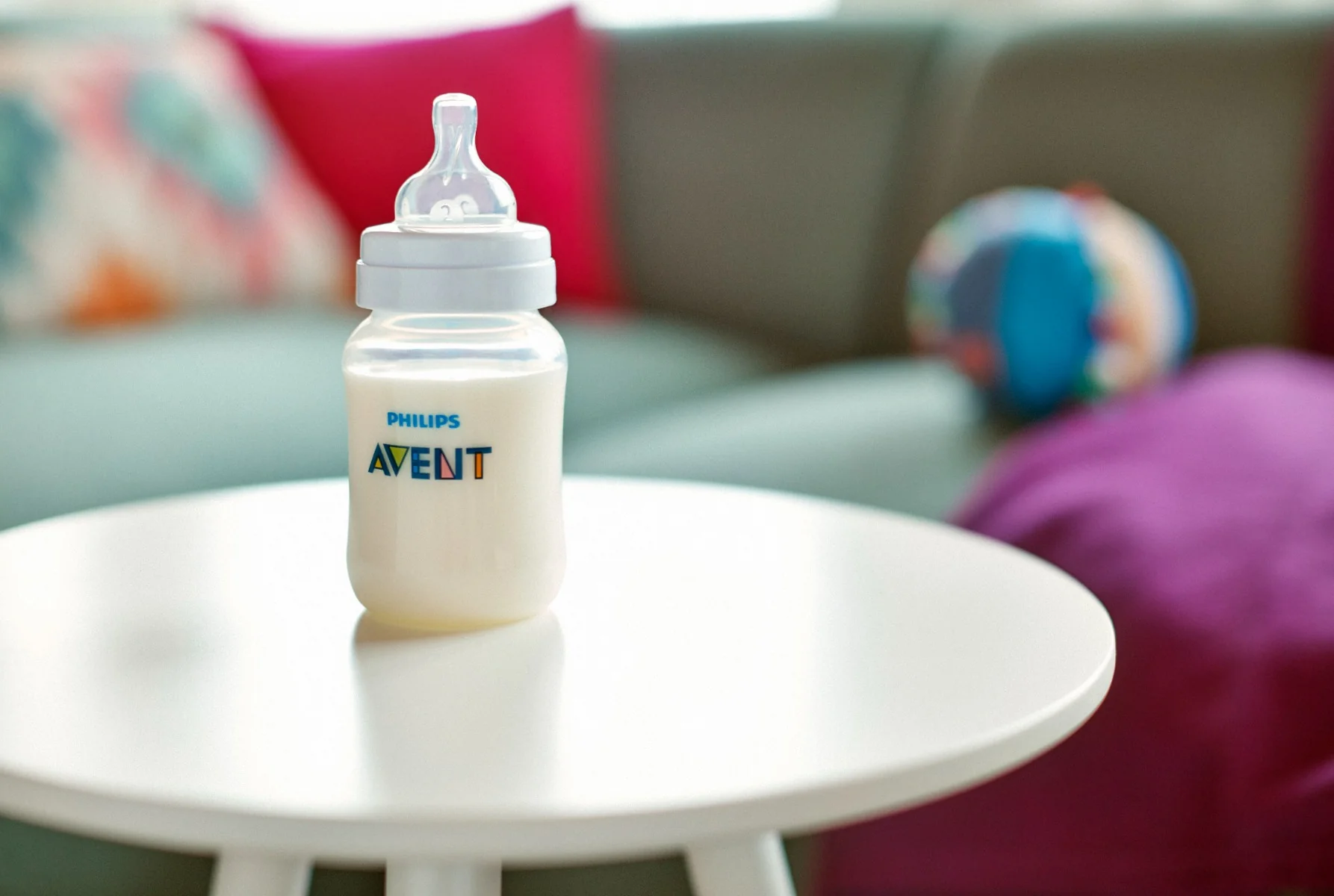 Biberon anti-colici pentru +1 luni Natural Response SCY103/01, 260ml, Philips Avent