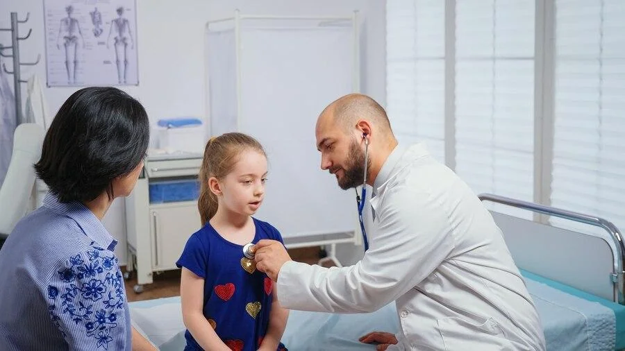 Respiratie wheezing la copii: cauze, simptome, tratament