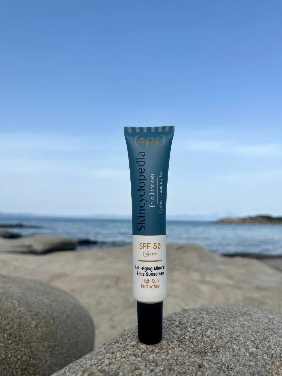 Crema faciala cu protectie solara minerala SPF50 cu Oxid de Zinc Acid Hialuronic si Peptide, 40ml, Skincyclopedia