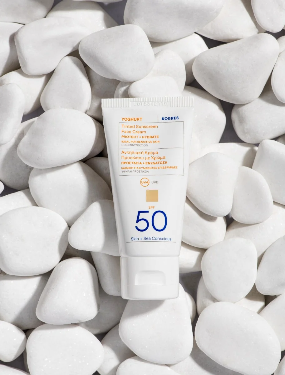 Crema pentru fata coloranta Yoghurt Sun SPF50, 50ml, Korres