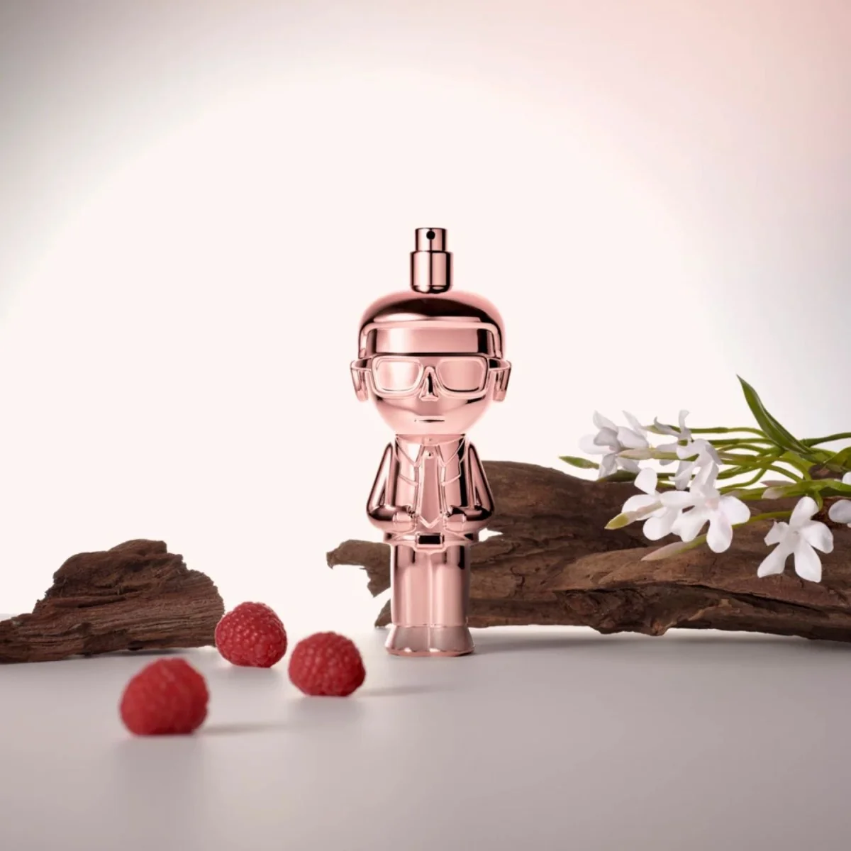 Set Ikonic Woman Apa de parfum 60ml + Apa de parfum 7.5ml, Karl Lagerfeld