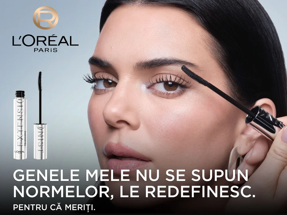 Model aplicand mascara Telescopic Extensionist Black, L’Oreal Paris, pentru alungirea si definirea genelor. Model aplicand mascara Telescopic Extensionist Black, L’Oreal Paris, pentru alungirea si definirea genelor.
