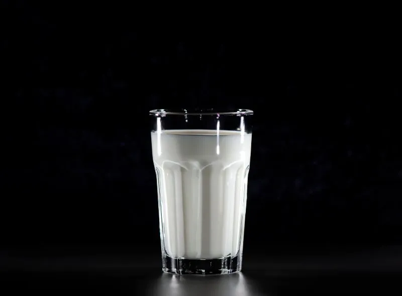 lapte cald pentru dureri de gat