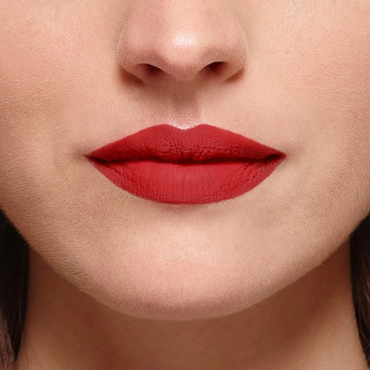 Ruj mat Color Riche Intense Volume Matte 336 Le Rouge Avant-Garde 1.8g, L'Oreal Paris