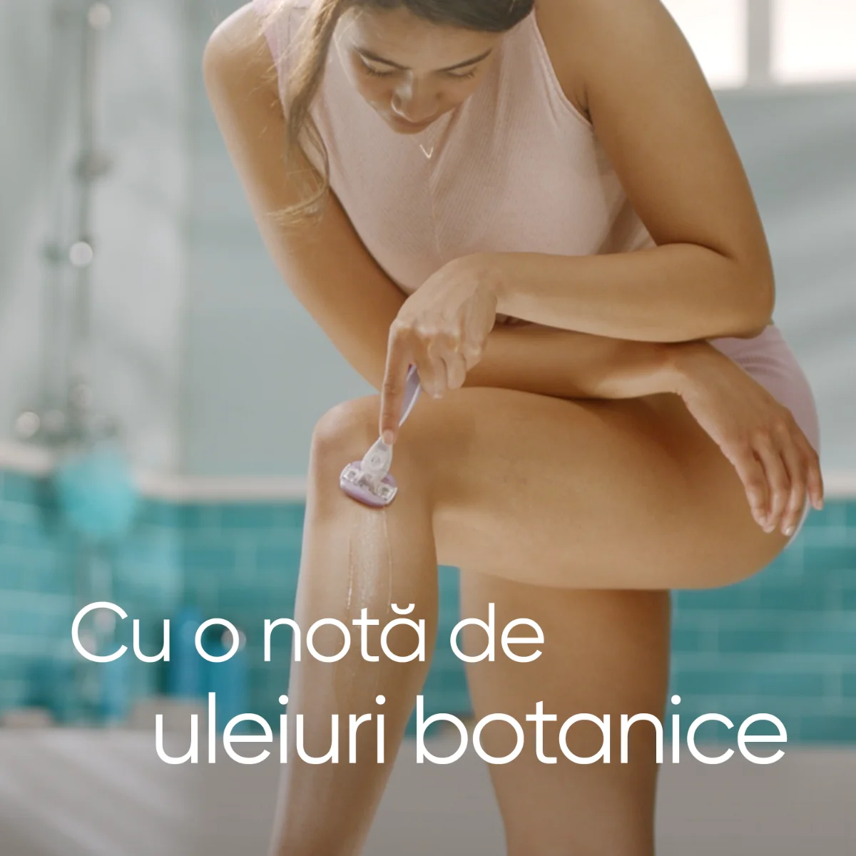 Aparat de ras pentru femei + rezerva Venus ComfortGlide Breeze, 1 bucata, Gillette 