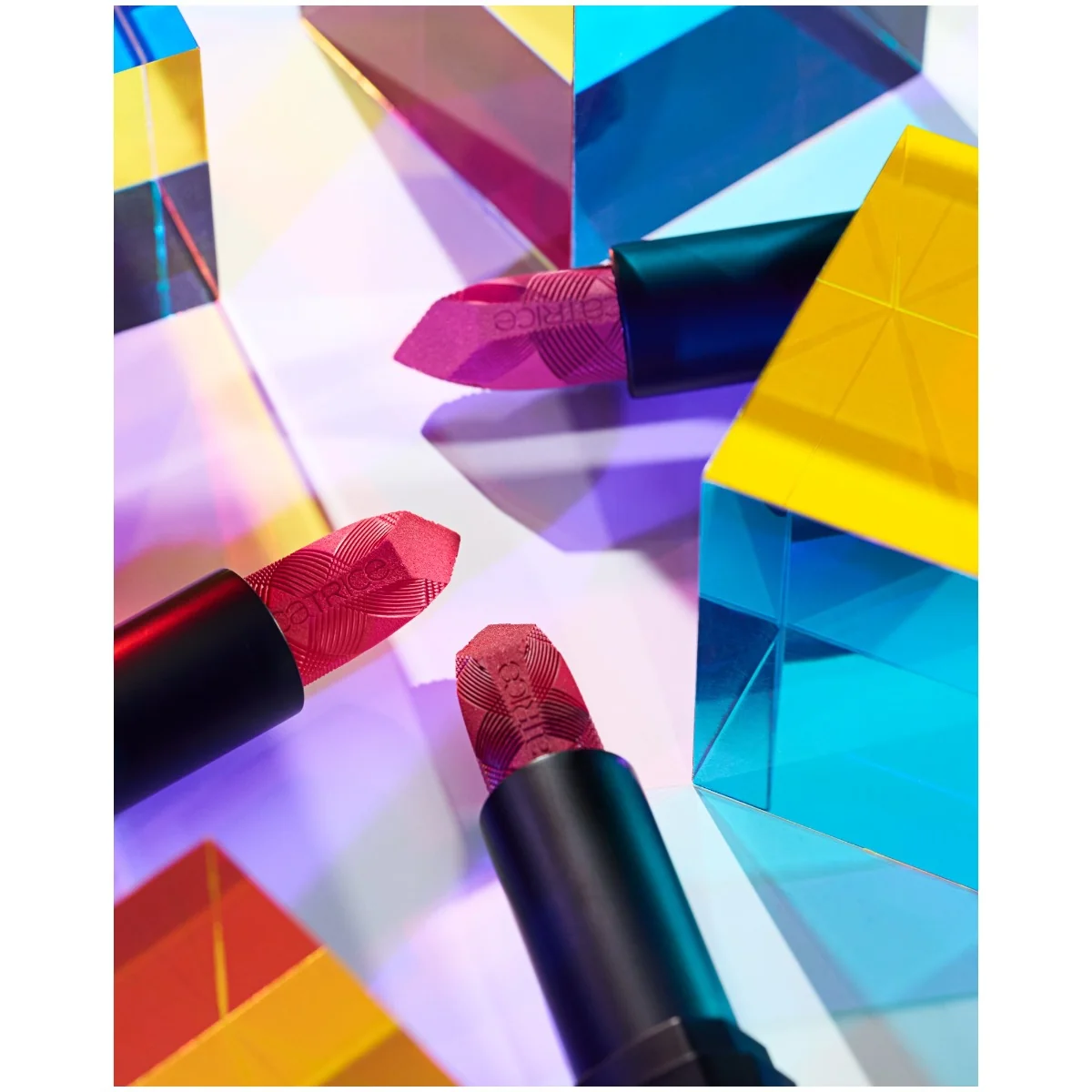 Ruj mat Scandalous Matte Lipstick 010 - Plain Truth, 3.5g, Catrice