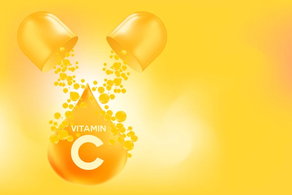 Vitamina C pentru fumatori: de ce necesarul este mai mare?