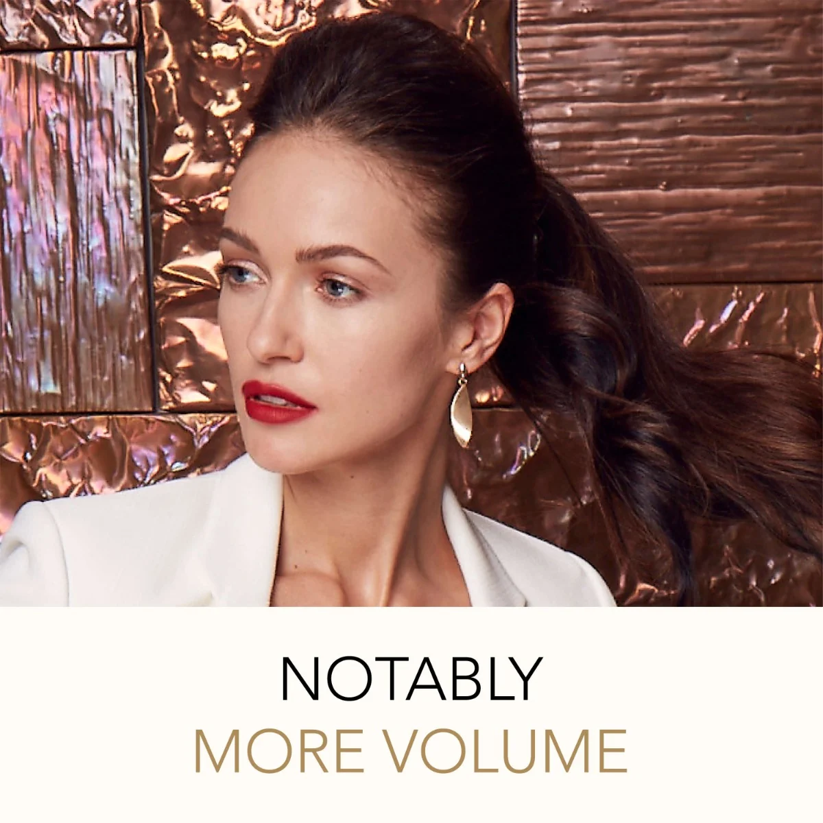 Fixativ pentru par cu fixare extra puternica Wonder Volume Wella Deluxe, 250ml, Wella