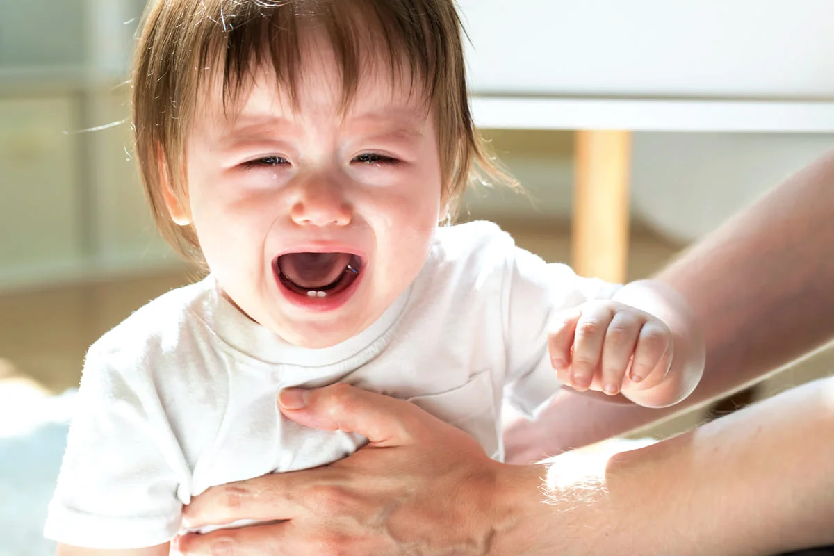 Febra la bebelusi de la dinti: cauze, simptome, tratament