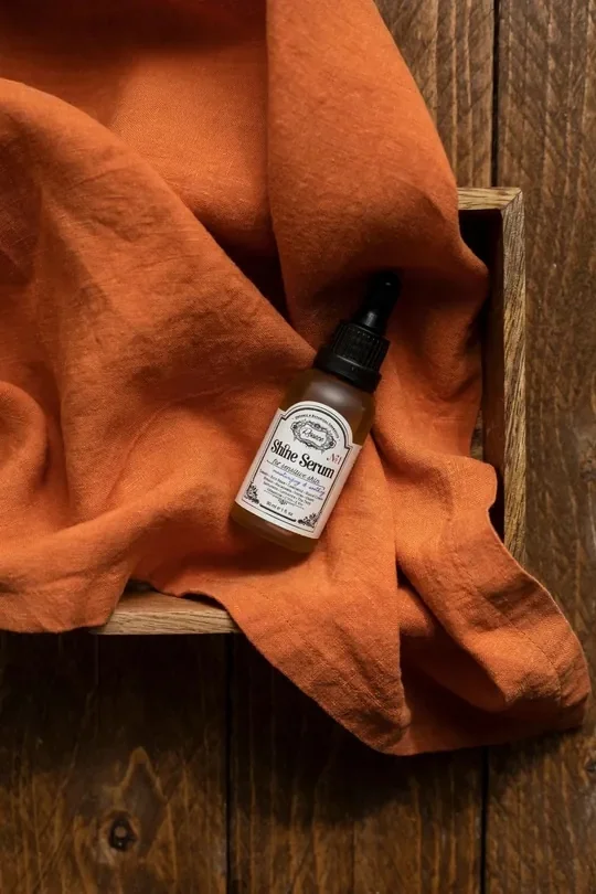 Ser facial pentru luminozitate pentru tenul sensibil si uscat, 30ml, Rosece