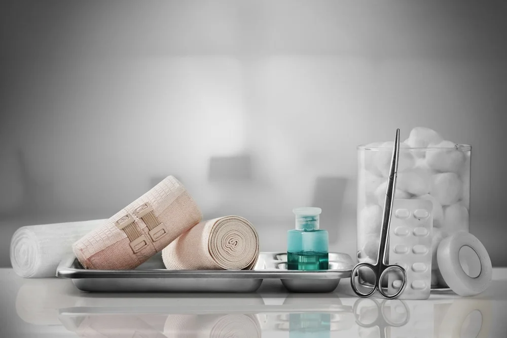 Kitul medical de urgenta pentru acasa: 15 dispozitive si consumabile esentiale