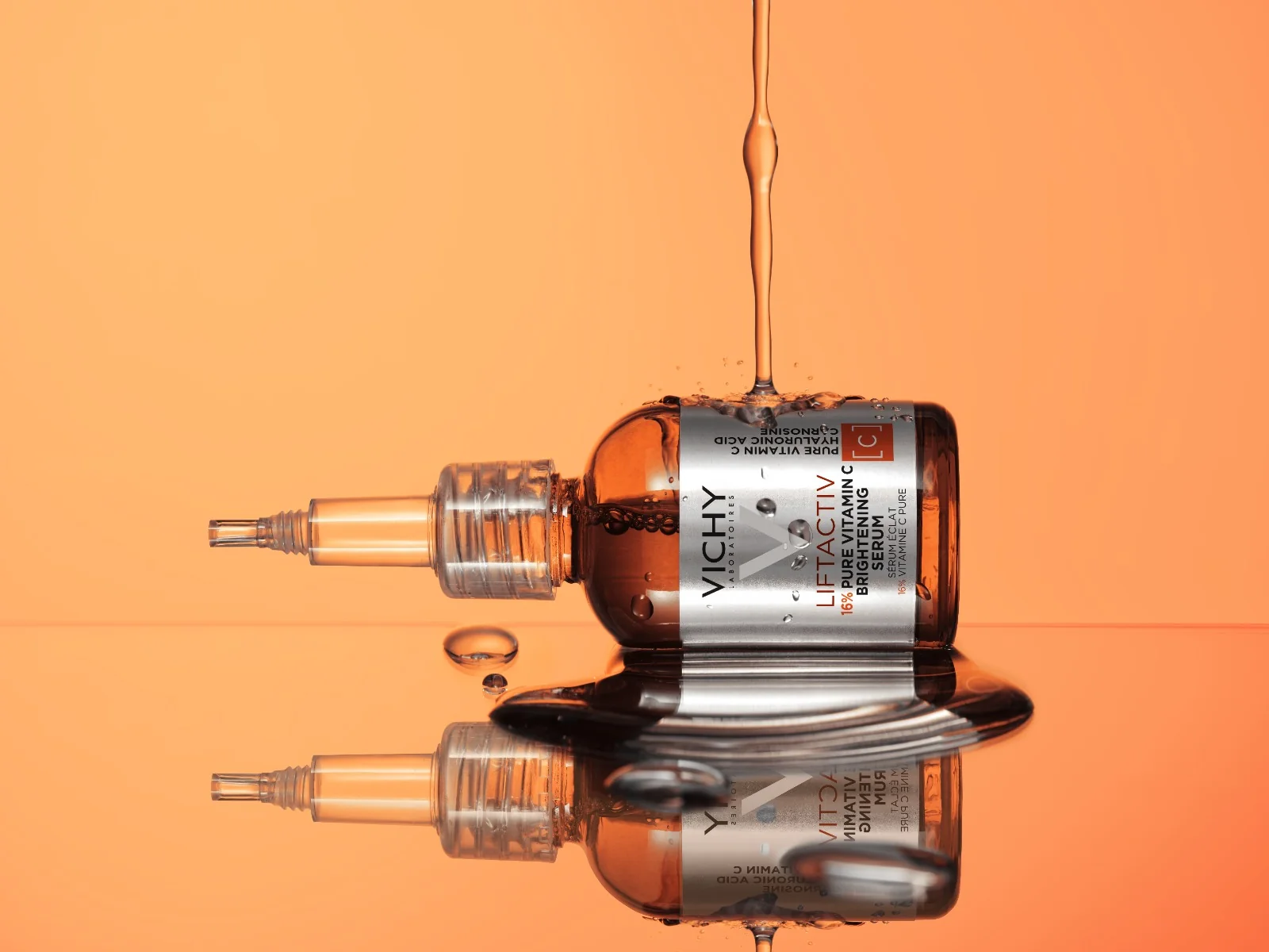Serum cu 16% Vitamina C Pura cu efect de luminozitate Liftactiv Supreme, 20ml, Vichy