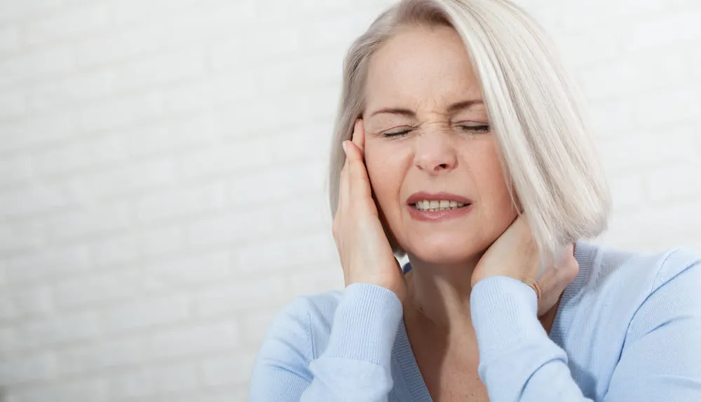 Durerea de cap la (cefalee cervicogene): ce apar? Optiuni de tratament | Preturi Dr.Max