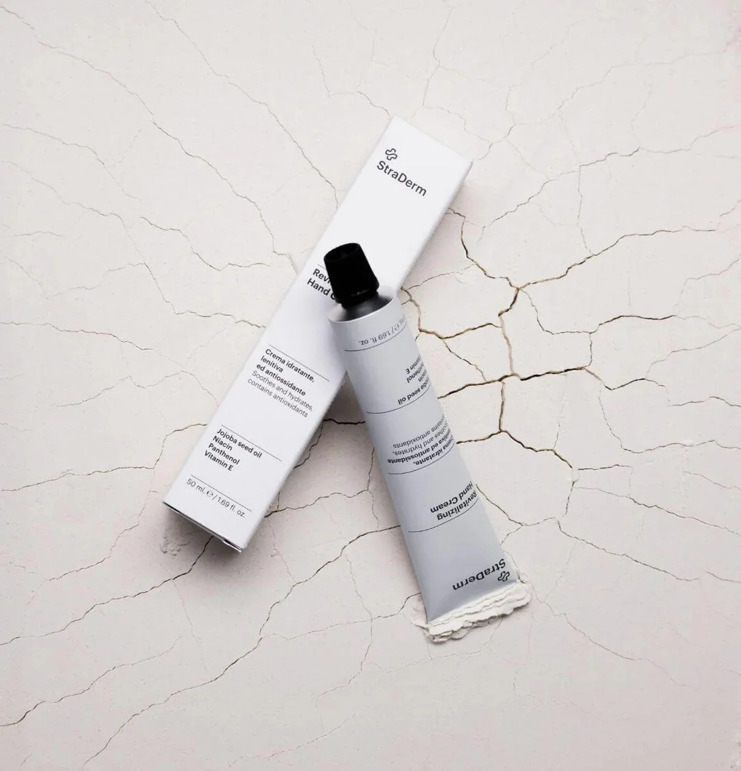 Crema hidratanta pentru maini cu textura usoara, 50ml, StraDerm