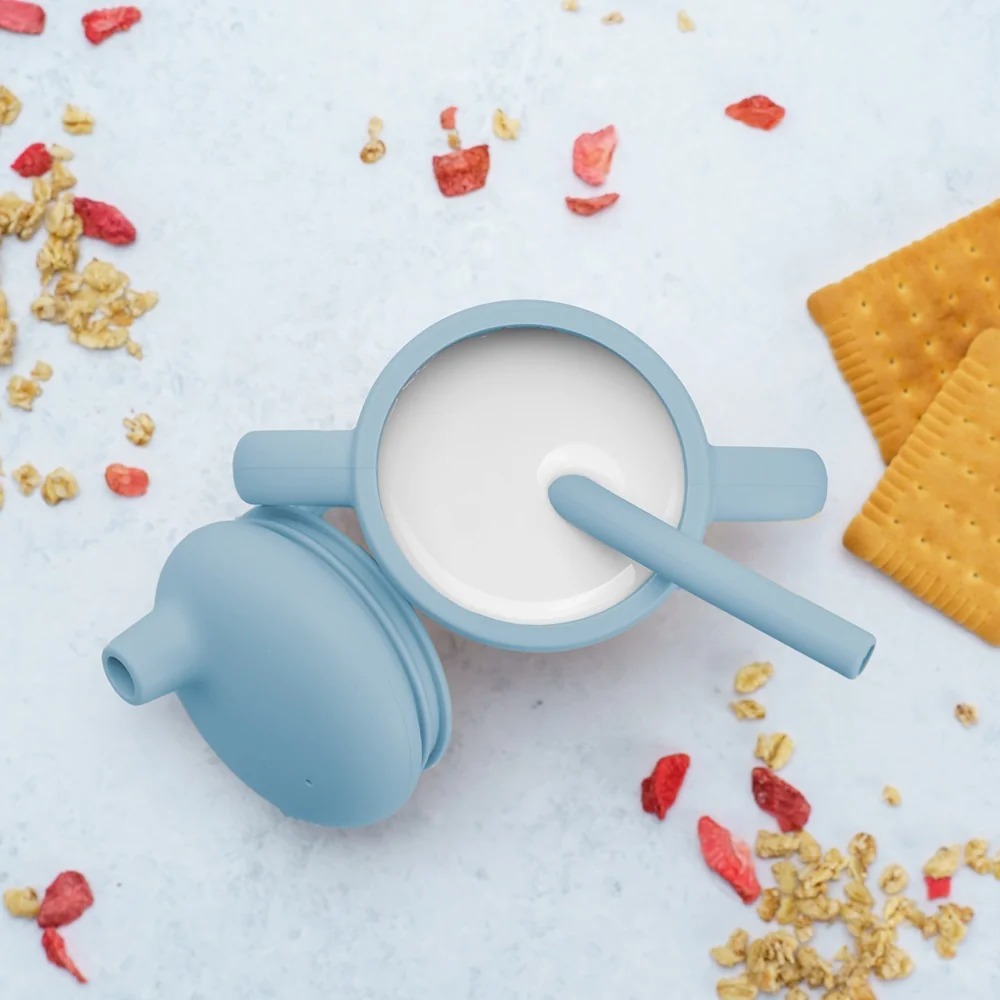 Cana din silicon cu pai Aqua Blue 6 luni+, 1 bucata, Appekids