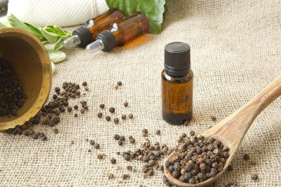 Ulei de piper negru: beneficii, proprietati, utilizari
