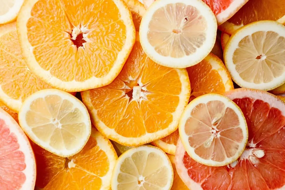 Felii de portocale si grapefruit